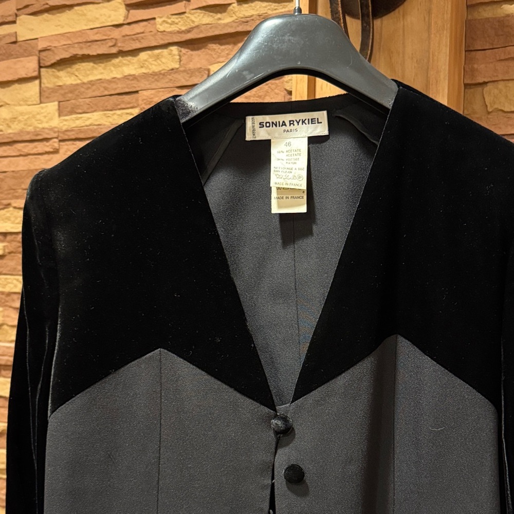 SONIA RYKIEL MADE IN FRANCE 🇫🇷 Black Velvet Blazer - Picture 5 of 11